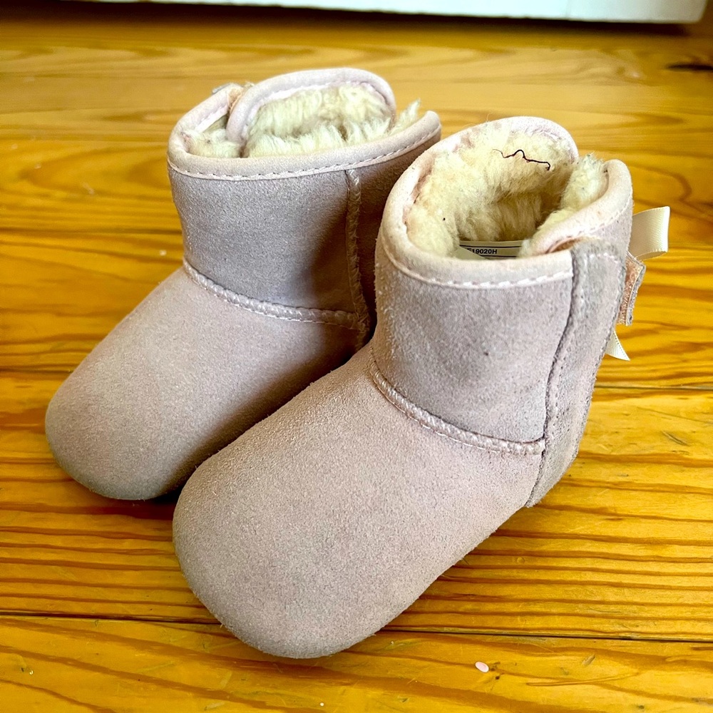 Baby Uggs with satin bows on back